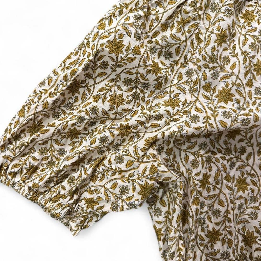 Elegant Olive Floral Banana Republic top - Picture 4 of 5